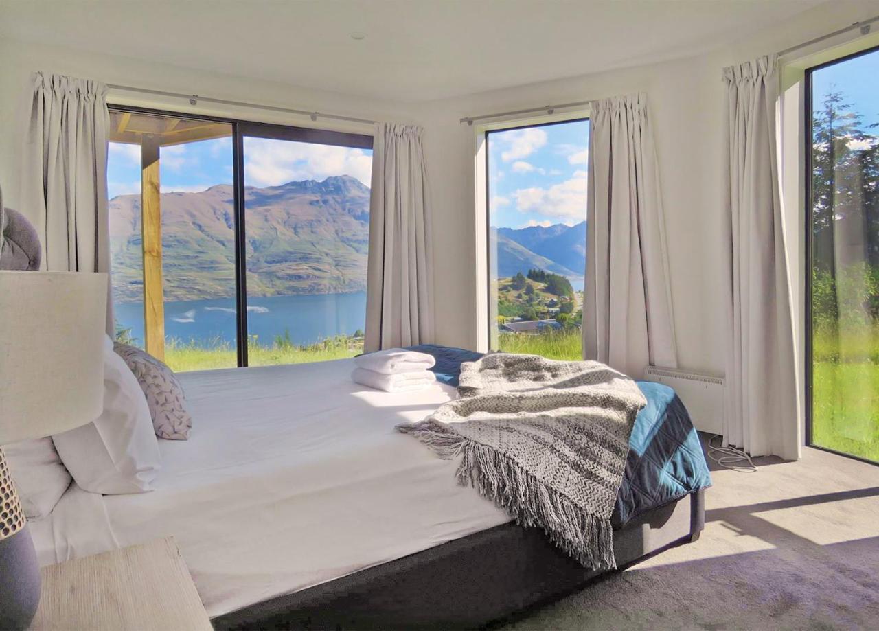 Modern Luxe House With Magnificent View Villa Queenstown Exterior photo